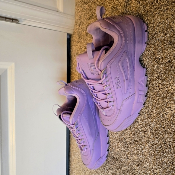 Wonen Fila Lavender High-Top Sneakers Size 10 - Picture 2 of 6